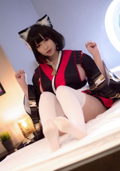 老师让我脱她乳罩摸她乳视频_蓝光在线观看完整版