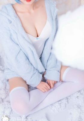 肏逼肏逼午夜视频_4K高清完整版播放