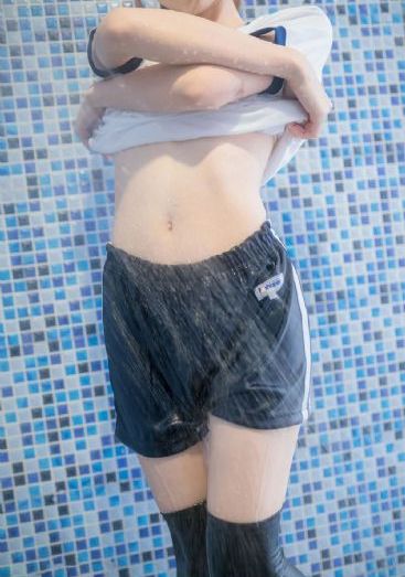 女教师被校长糟蹋电影_4K全集在线观看